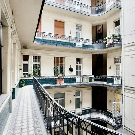 Premium By Hi5 - Ever Budapest