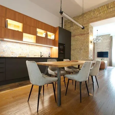 Premium By Hi5 - Ever Апартаменты Будапешт